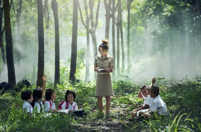 학습 학교 야외 아시아 책 소년 어린이 소녀 레슨 초등학교 읽기